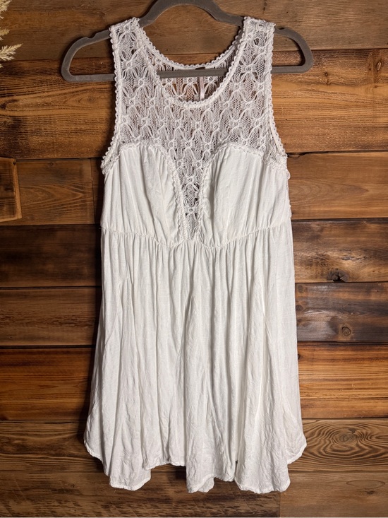 Free People Accessories - Free People White Crochet Lace Dress | Size Medium
